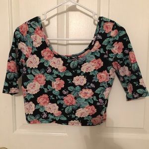 Forever 21 Cropped Floral Half-Sleeve Top
